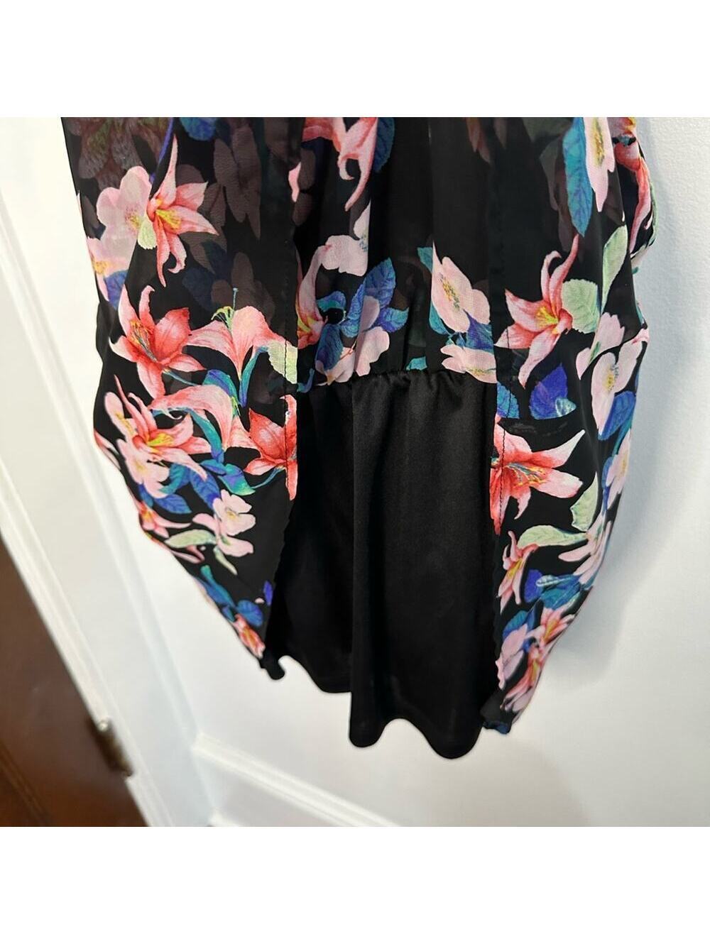 Show Me Your Mumu Hammock Halter Mini Dress in Hololumu Tropical, SM - Picture 8 of 8